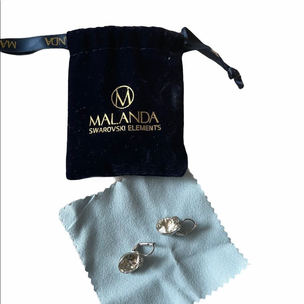 Beautiful Elegant Swarovski Crystal Earrings